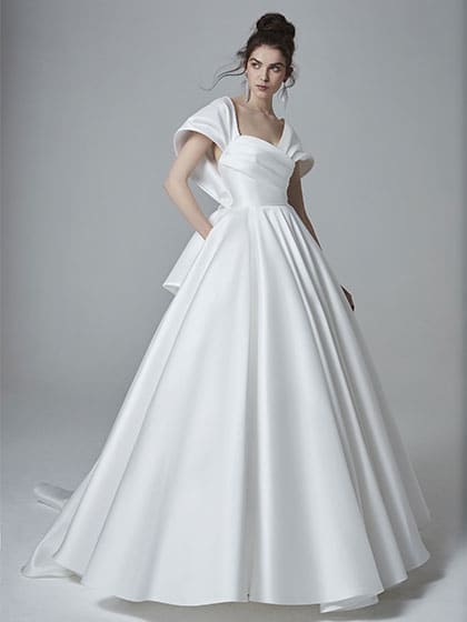 ELISABETTA POLIGNANOのモデル写真