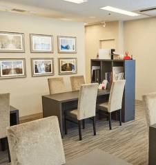 広島グランドサロン