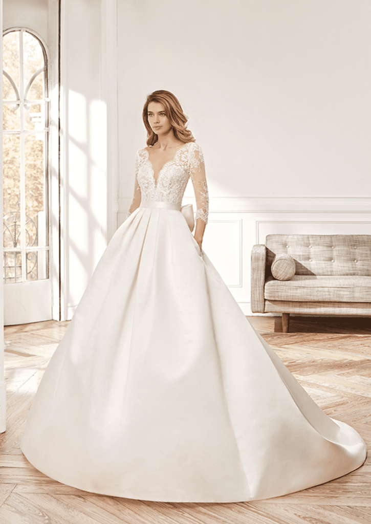 AireBarcelonaのドレス12