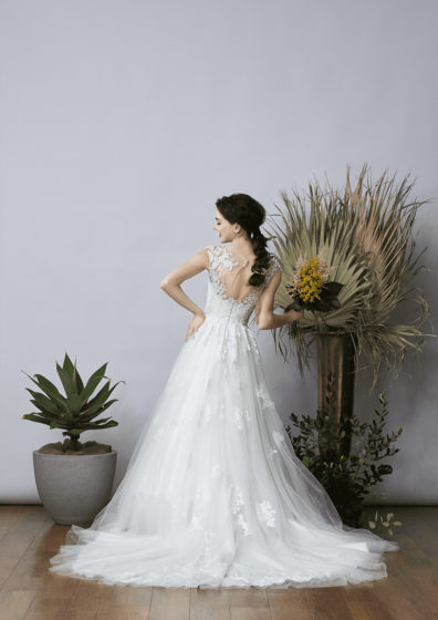 Kelly by Kelly Faetaniniのドレス02