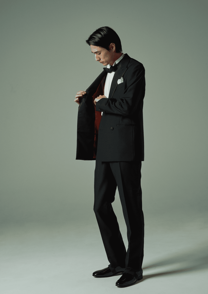 リリアーレのタキシード04