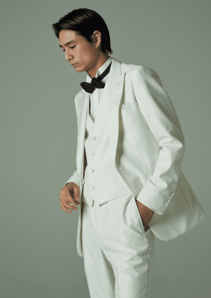 リリアーレのタキシード05