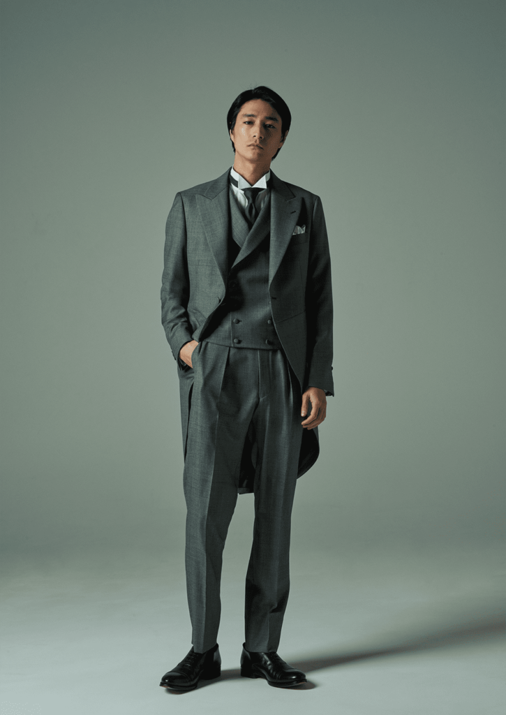 リリアーレのタキシード07